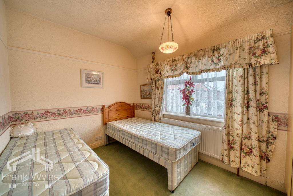D751244 hdr
