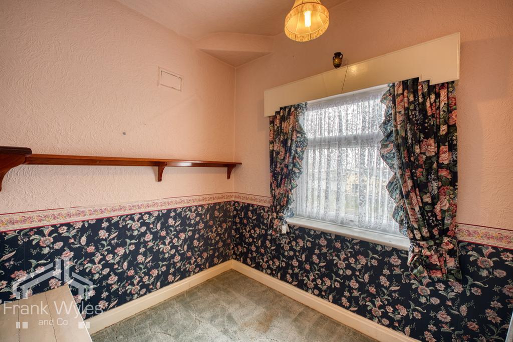 D751239 hdr
