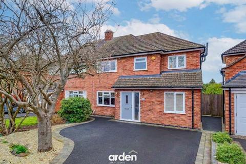 4 bedroom semi-detached house for sale, Loxley Avenue, Shirley, B90