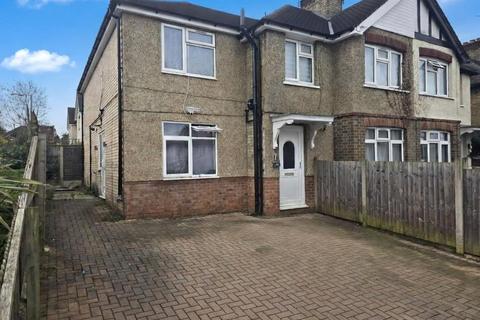 undefined, Oakdene Road, Hillingdon, Greater London, UB10