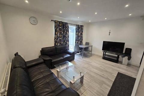 undefined, Oakdene Road, Hillingdon, Greater London, UB10
