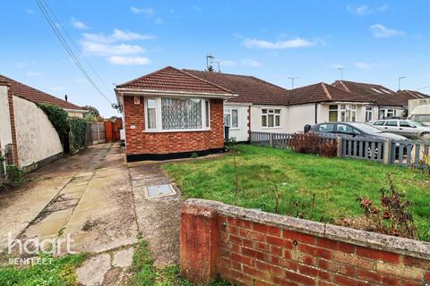 3 bedroom semi-detached bungalow for sale, Daws Heath Road, Benfleet