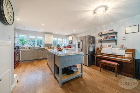 undefined, Weydon Farm Lane, Farnham, Surrey, GU9