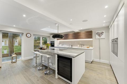 4 bedroom detached house for sale, Red Lane, Claygate, Esher