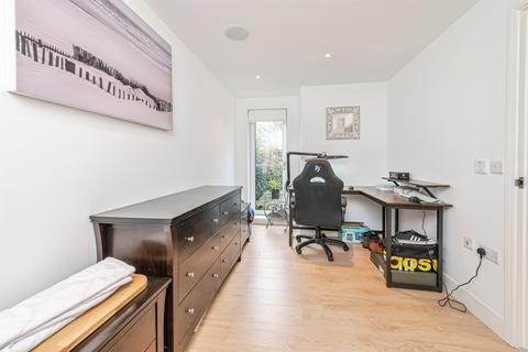 2 bedroom townhouse for sale, Radley Court, MIRFIELD