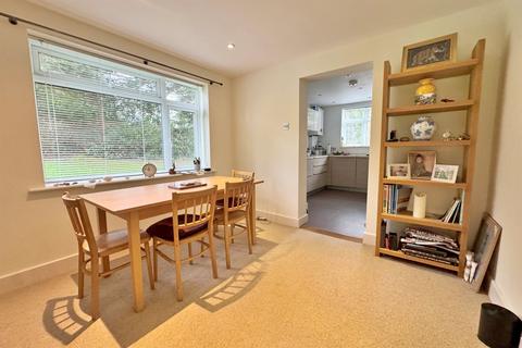 3 bedroom flat to rent, Canford Cliffs