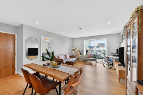2 bedroom apartment for sale, Ferry Lane London N17