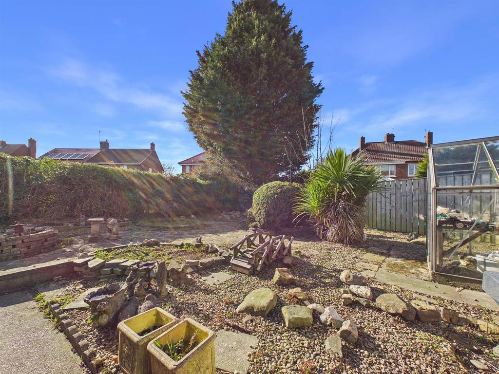 Garden 2.jpg