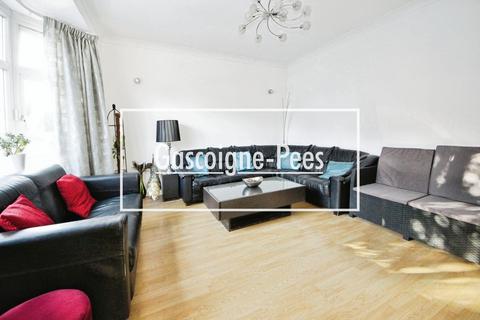undefined, New Malden, KT3