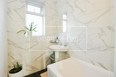 undefined, New Malden, KT3