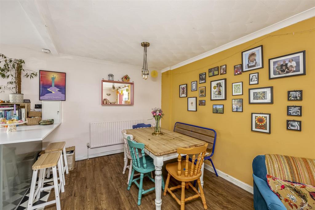 Living/Dining Room