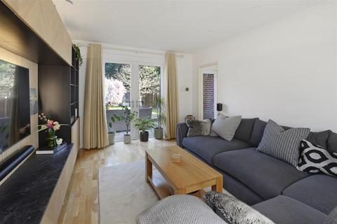 2 bedroom end of terrace house for sale, Javelin Road, West Malling ME19