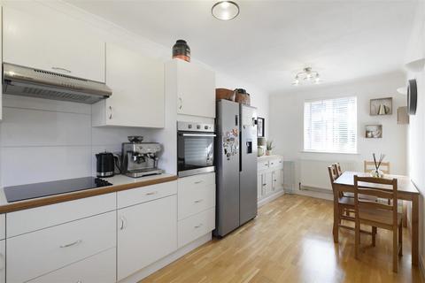2 bedroom end of terrace house for sale, Javelin Road, West Malling ME19