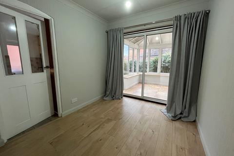undefined, Orchard Close, Nottingham, NG12