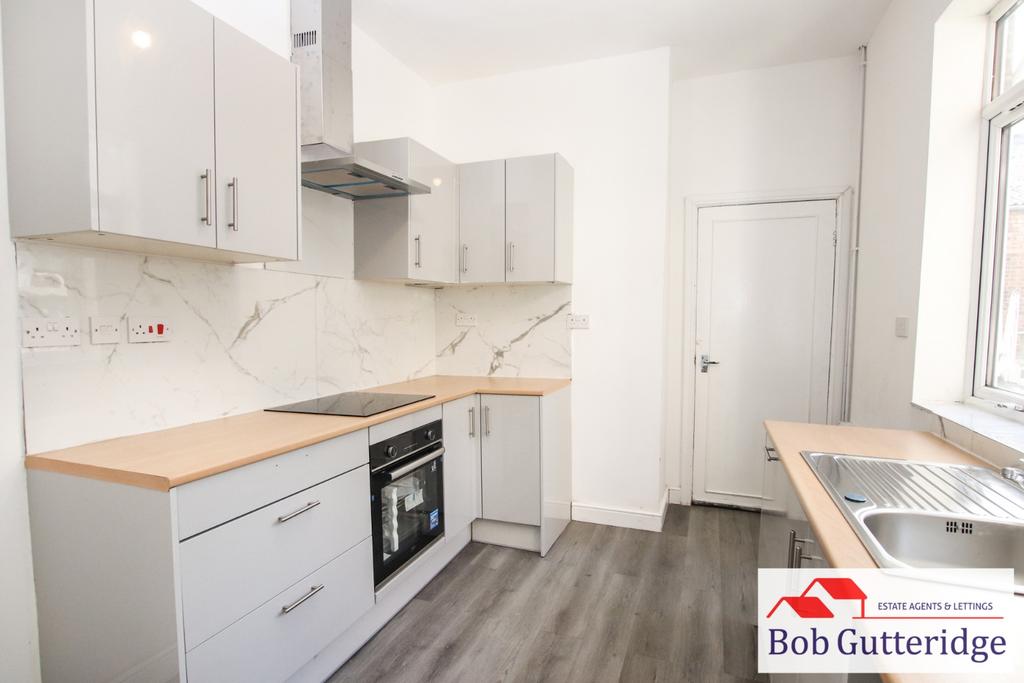 Fitted kitchen