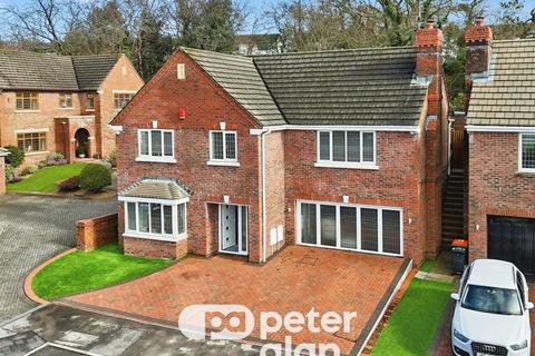 4 bedroom detached house for sale, Acorn Close, Rogerstone, Newport