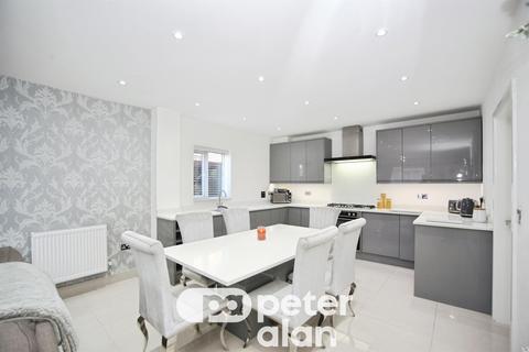 4 bedroom detached house for sale, Acorn Close, Rogerstone, Newport