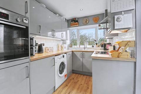 undefined, Woolston Road, Southampton SO31