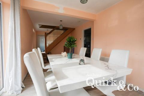 undefined, Worthing Road, Basildon, SS15