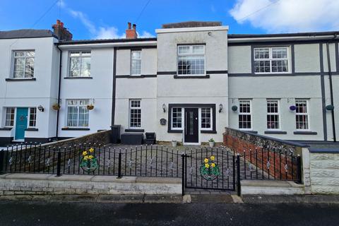 Llys Gwynfryn, Neath SA10