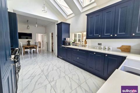 undefined, Llys Gwynfryn, Neath SA10
