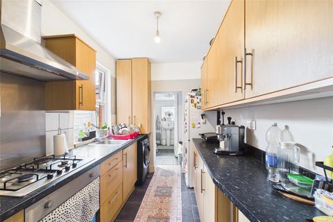 3 bedroom terraced house for sale, Belmont Road, Reading, Berkshire, RG30