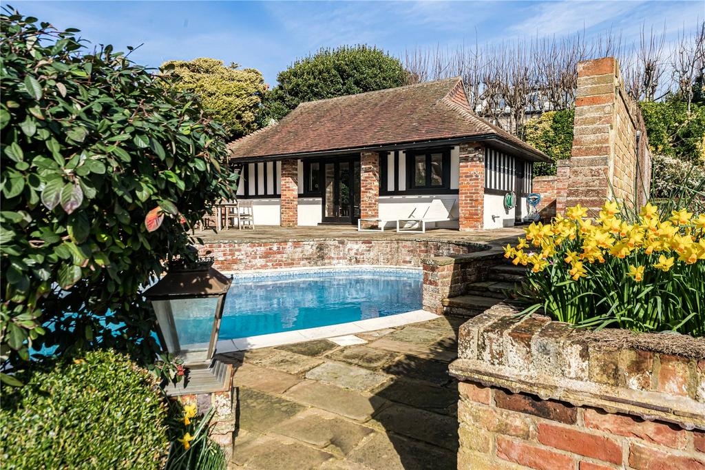 Pool House