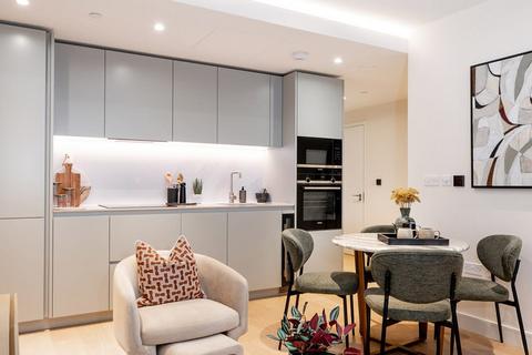 1 bedroom apartment for sale, Plot 13.03, at South Quay Plaza, London, E14 9WS