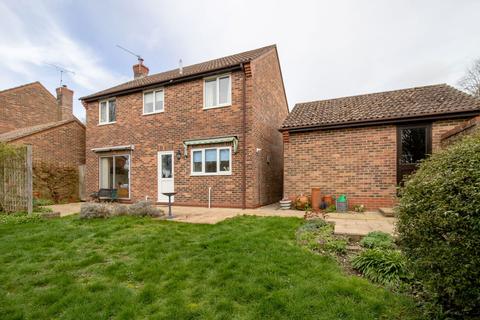undefined, Orchard Close, Alresford