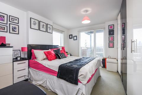 2 bedroom flat to rent, Seren Park Gardens Greenwich SE3