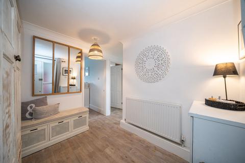 undefined, Yew Tree Court, Boxmoor