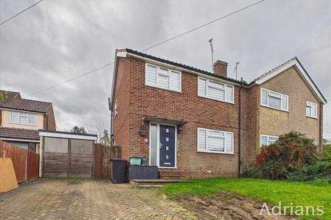3 bedroom semi-detached house for sale, Gordon Road, Moulsham Lodge, Chelmsford