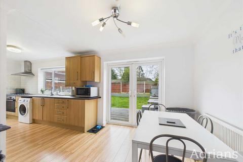 3 bedroom semi-detached house for sale, Gordon Road, Moulsham Lodge, Chelmsford