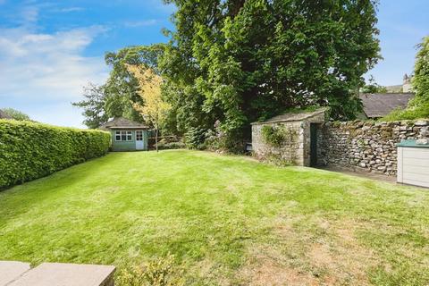 2 bedroom end of terrace house to rent, Kettlewell