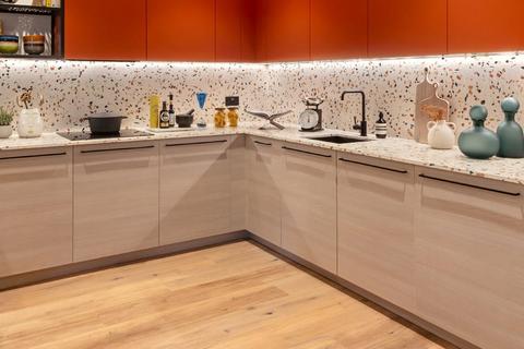 3 bedroom apartment for sale, Plot A1.07.01, at Heron Wharf, London, E14 0LL