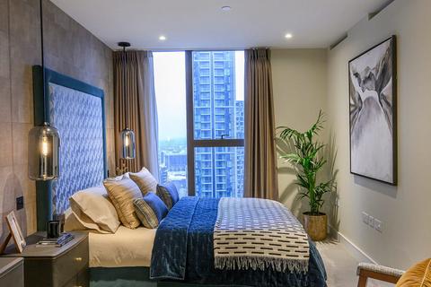 2 bedroom apartment for sale, Plot 24.01, at South Quay Plaza, London, E14 9WS