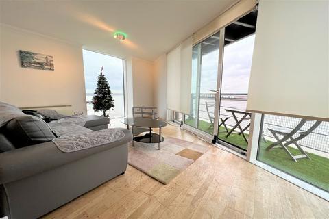 2 bedroom apartment to rent, Sunderland Point, E16