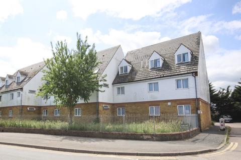 3 bedroom flat to rent, Thames Court, Leysdown Road, Sheerness, Kent, ME12 4RT