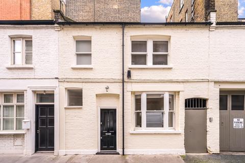undefined, Egerton Gardens Mews, Knightsbridge, SW3