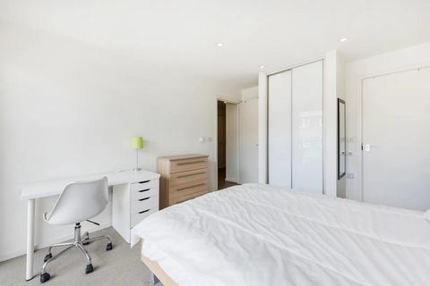 2 bedroom apartment to rent, Central Street, London EC1V