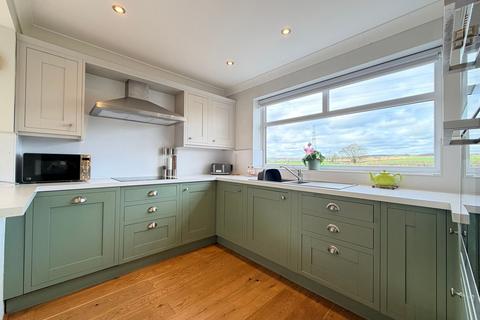 3 bedroom detached house for sale, Porritt Lane, Irton, YO12