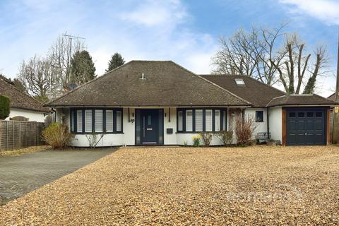 4 bedroom detached house for sale - Seale Lane, Seale, Farnham