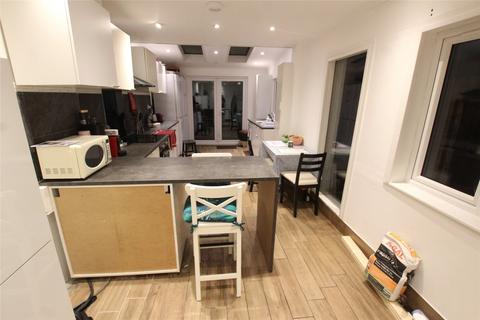 1 bedroom in a house share to rent, Lindal Road, London, SE4