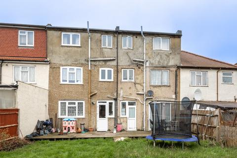 5 bedroom terraced house for sale, Long Drive, Greenford UB6