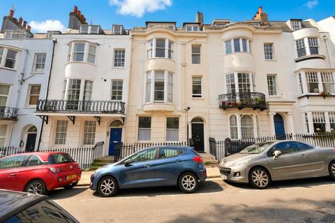 2 bedroom apartment to rent, Devonshire Place, Brighton