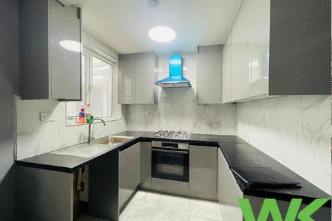 3 bedroom detached house to rent, Hargate Lane, WEST BROMWICH, B71