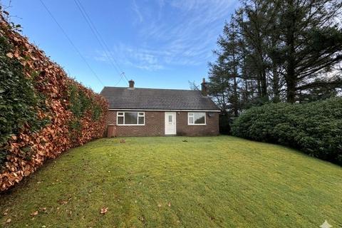 2 bedroom detached house to rent, Belmont Road, Bromley Cross, Bolton, BL7