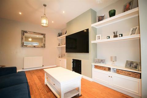 4 bedroom house for sale, Bishop Tozer Close, Burgh Le Marsh, Skegness