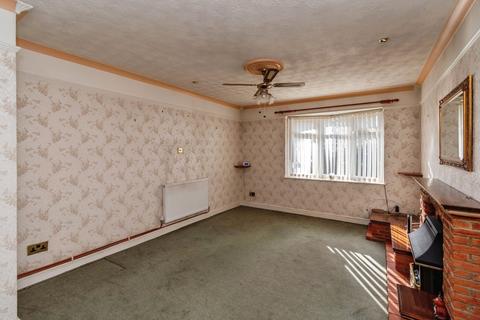 3 bedroom end of terrace house for sale, Locket Close, Walsall, West Midlands, WS2