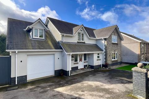 4 bedroom detached house for sale, Llanover Road, Pontypool NP4